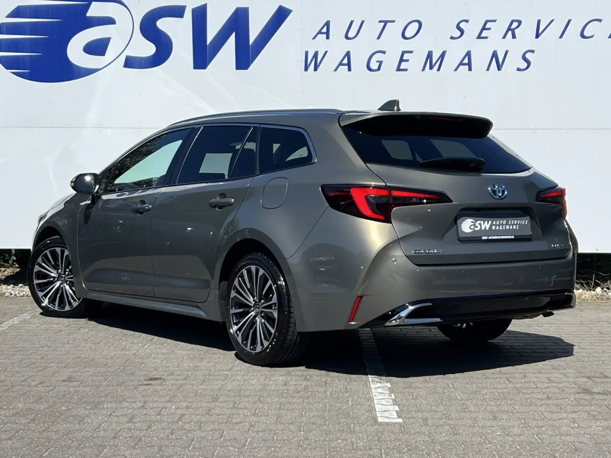 Hybrid 140 Dynamic | Navi | Carplay | Camera | ACC | Dodehoek | Winter Pack