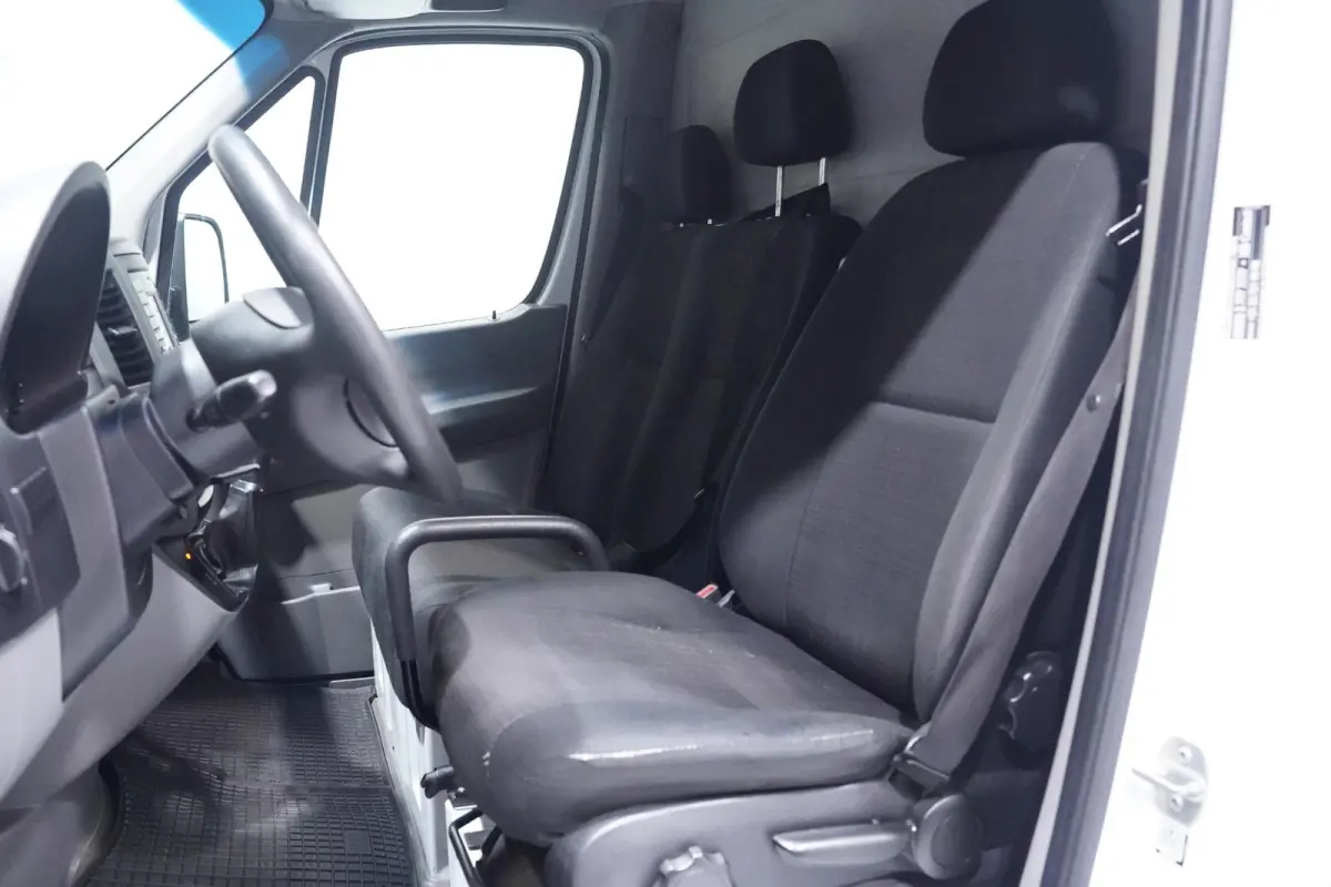 311 CDI Automaat Bakwagen met Deuren 20M3 Airco, Dakspoiler, LxBxH 430x210x220 cm, NAP, 3-Zits