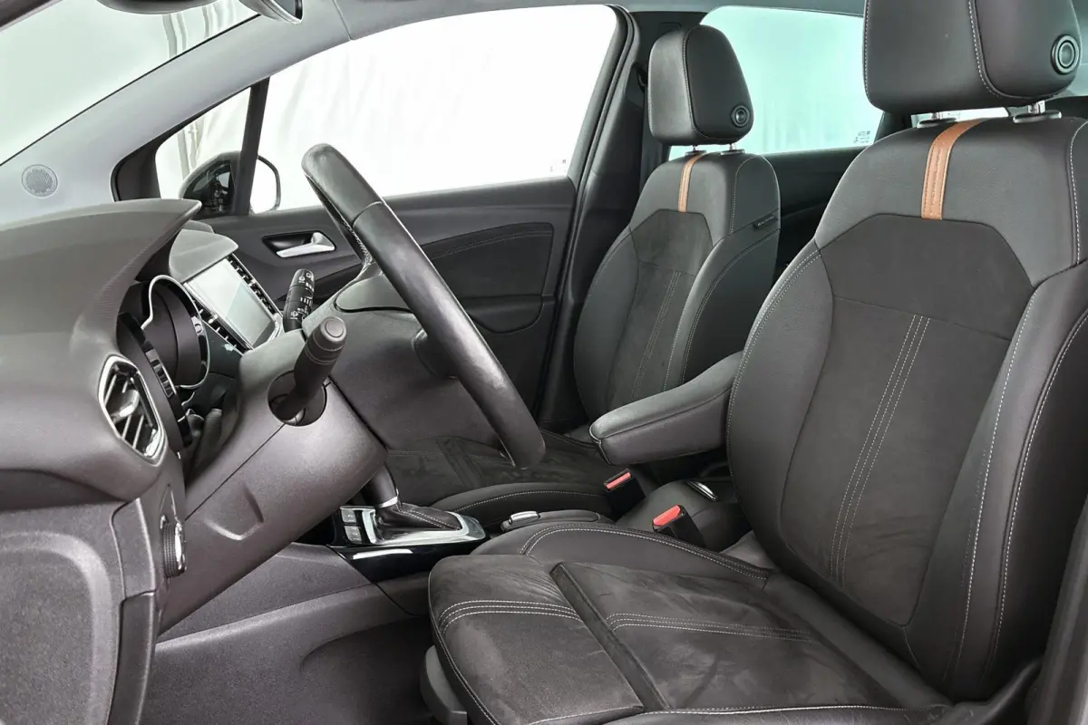 1.2 Turbo Ultimate Automaat Panoramadak Winter en Assistentie Pakket