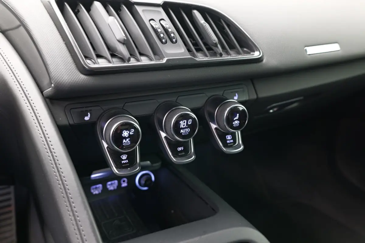5.2 RWD |Carbon|Camera|Bang&Olufsen|