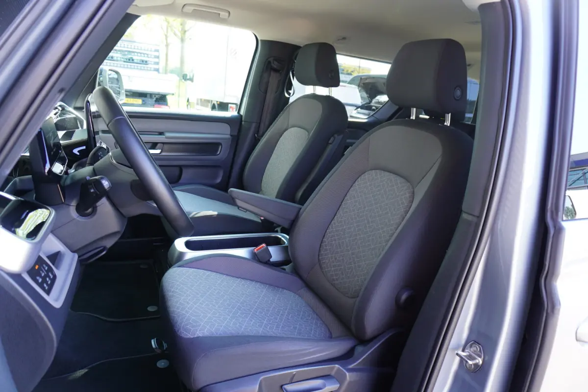 Icl. BTW Pro 77kWh 5 persoons 2x Schuifdeur Apple Carplay Parkeersensoren IQ Light Navigatie 19" Velgen Cruise control