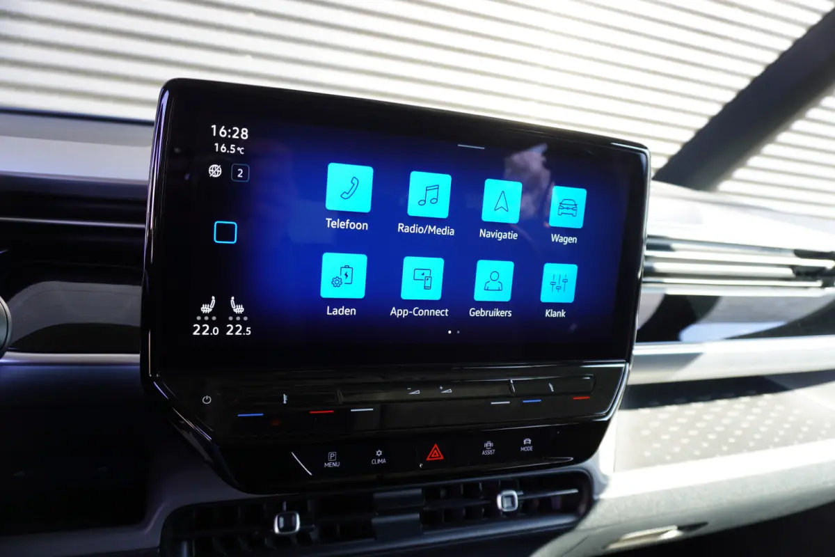 Icl. BTW Pro 77kWh 5 persoons 2x Schuifdeur Apple Carplay Parkeersensoren IQ Light Navigatie 19" Velgen Cruise control