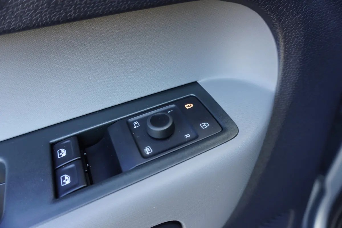 Icl. BTW Pro 77kWh 5 persoons 2x Schuifdeur Apple Carplay Parkeersensoren IQ Light Navigatie 19" Velgen Cruise control