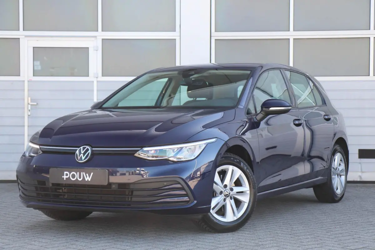 1.0 eTSI 110pk DSG Life | Navigatie | App Connect | Parkeersensoren