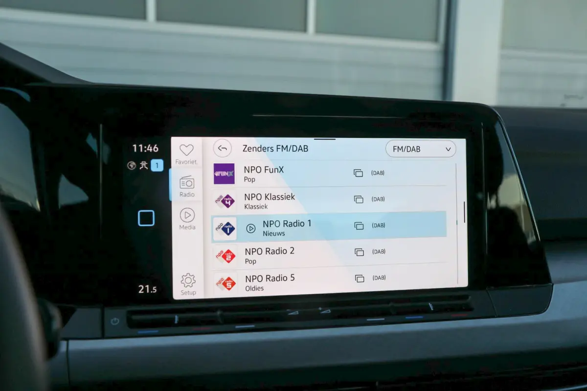 1.0 eTSI 110pk DSG Life | Navigatie | App Connect | Parkeersensoren