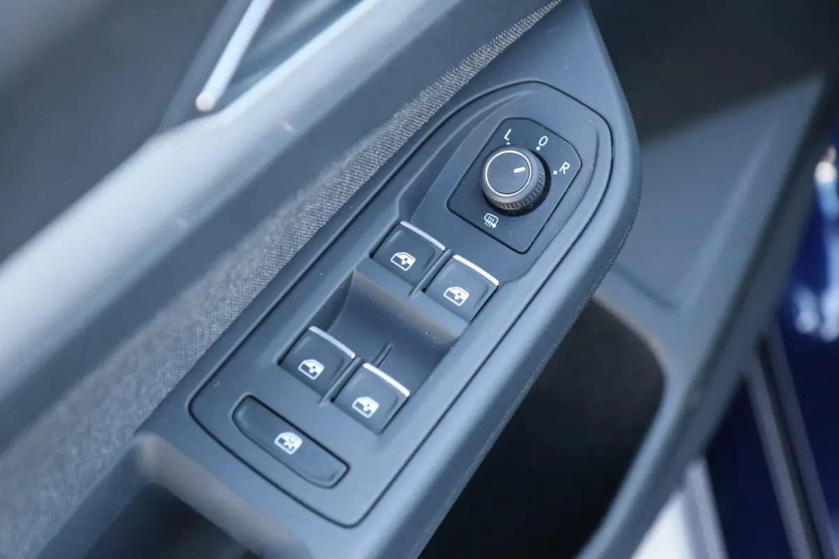 1.0 eTSI 110pk DSG Life | Navigatie | App Connect | Parkeersensoren