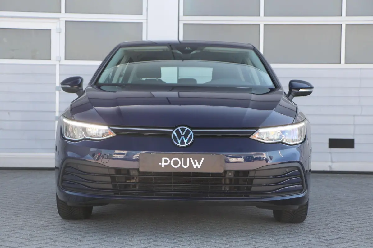 1.0 eTSI 110pk DSG Life | Navigatie | App Connect | Parkeersensoren