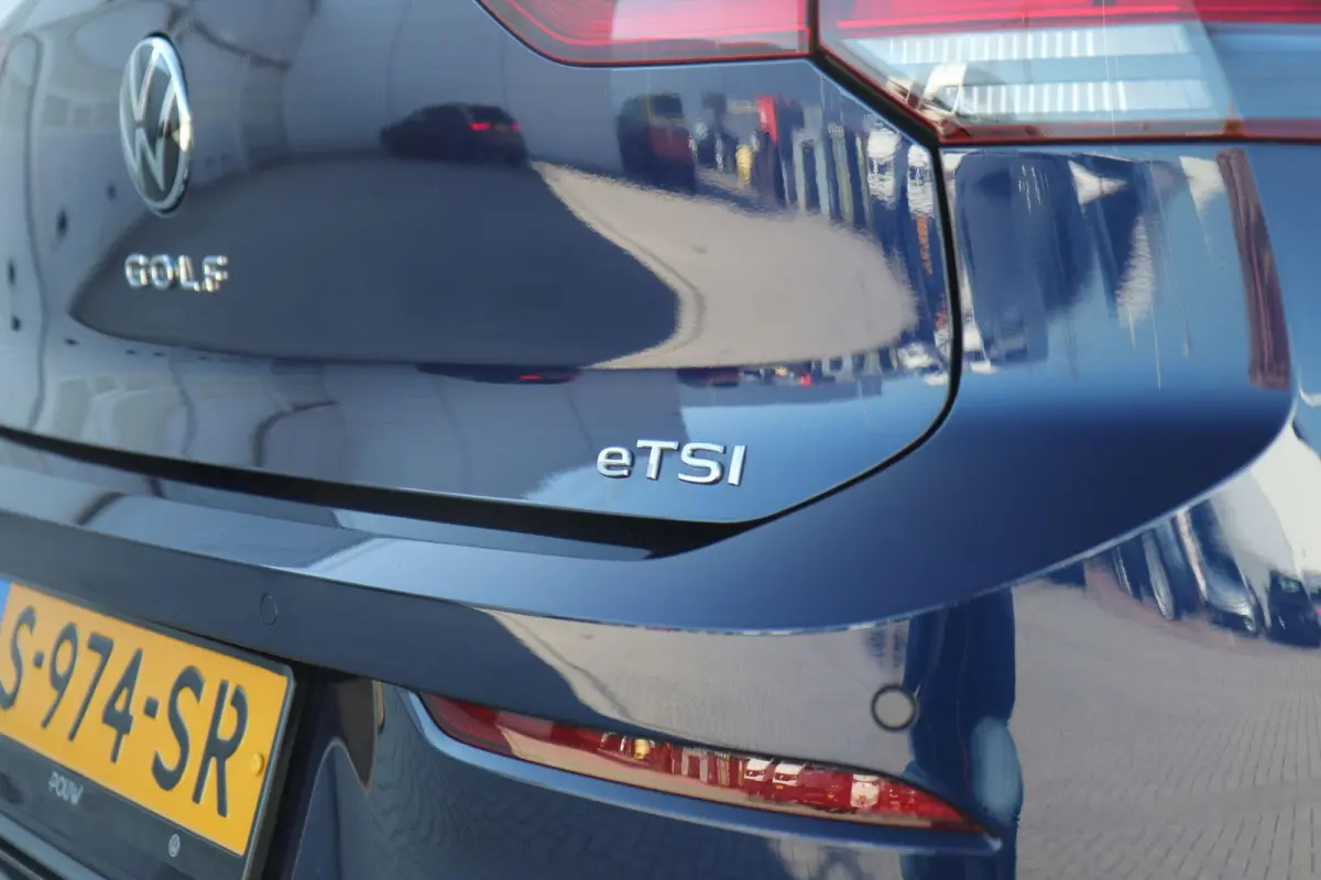 1.0 eTSI 110pk DSG Life | Navigatie | App Connect | Parkeersensoren