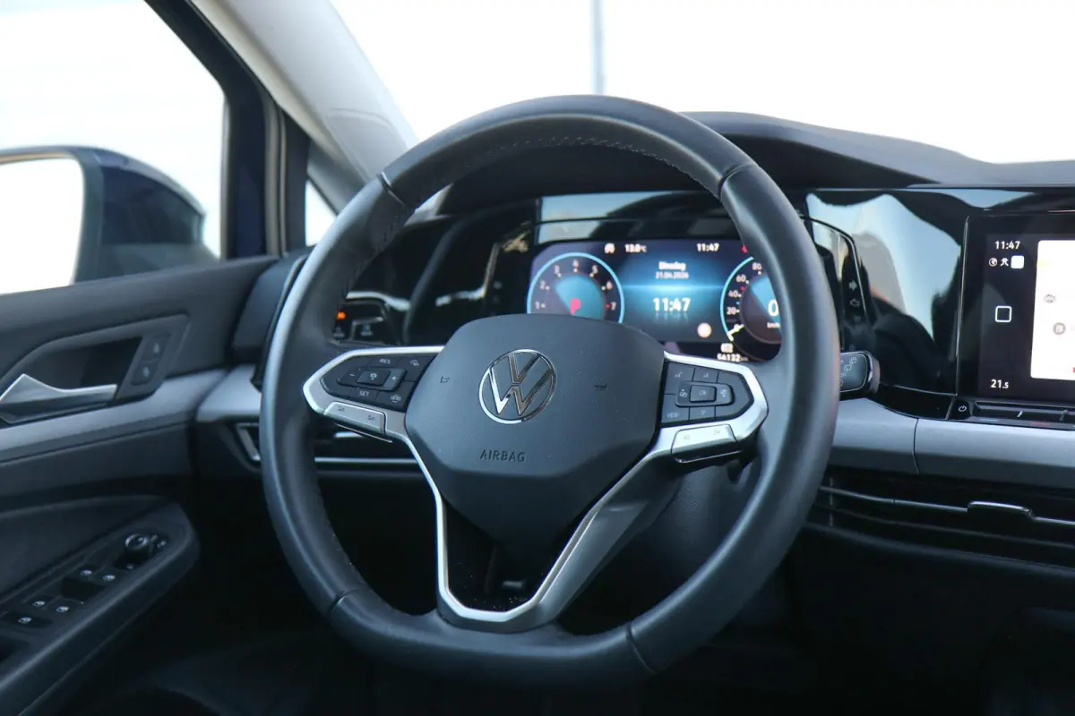1.0 eTSI 110pk DSG Life | Navigatie | App Connect | Parkeersensoren