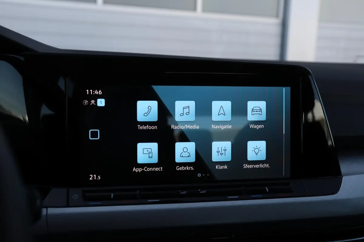 1.0 eTSI 110pk DSG Life | Navigatie | App Connect | Parkeersensoren
