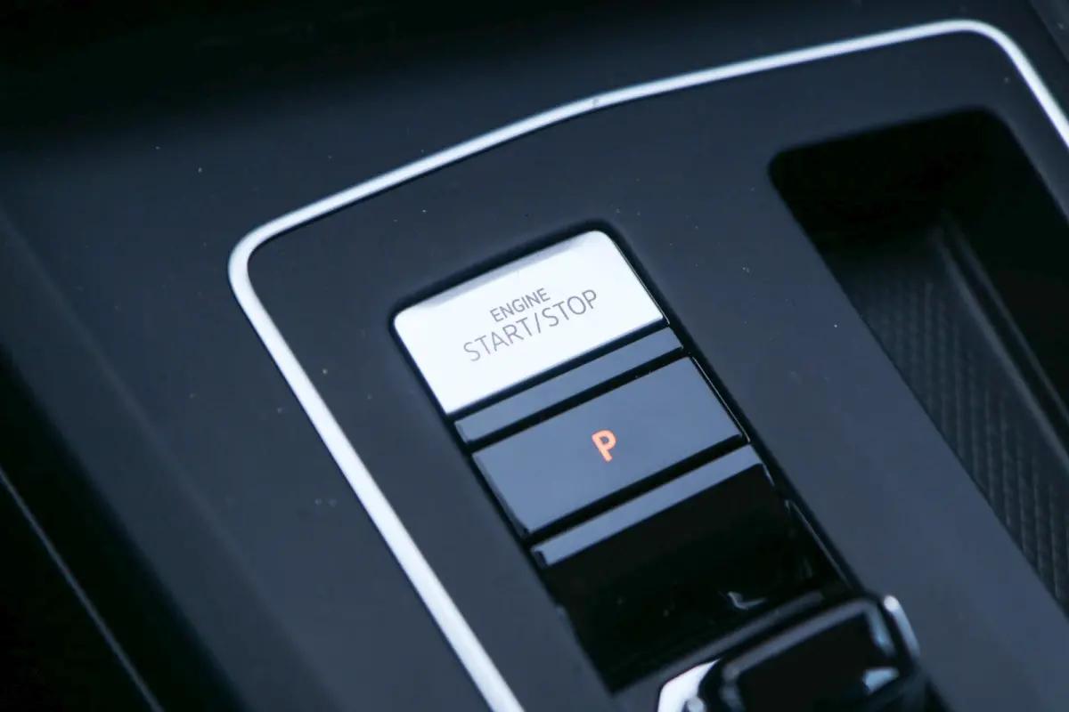 1.0 eTSI 110pk DSG Life | Navigatie | App Connect | Parkeersensoren