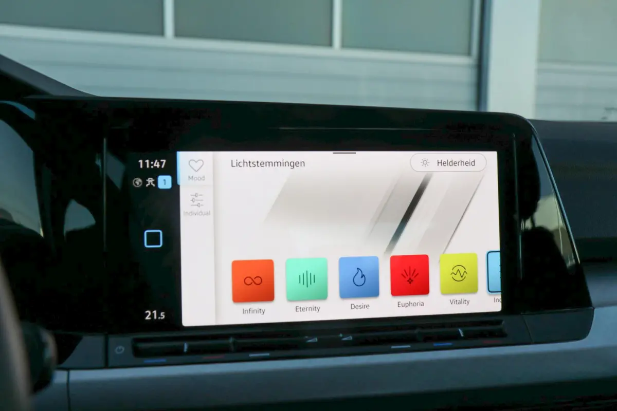 1.0 eTSI 110pk DSG Life | Navigatie | App Connect | Parkeersensoren