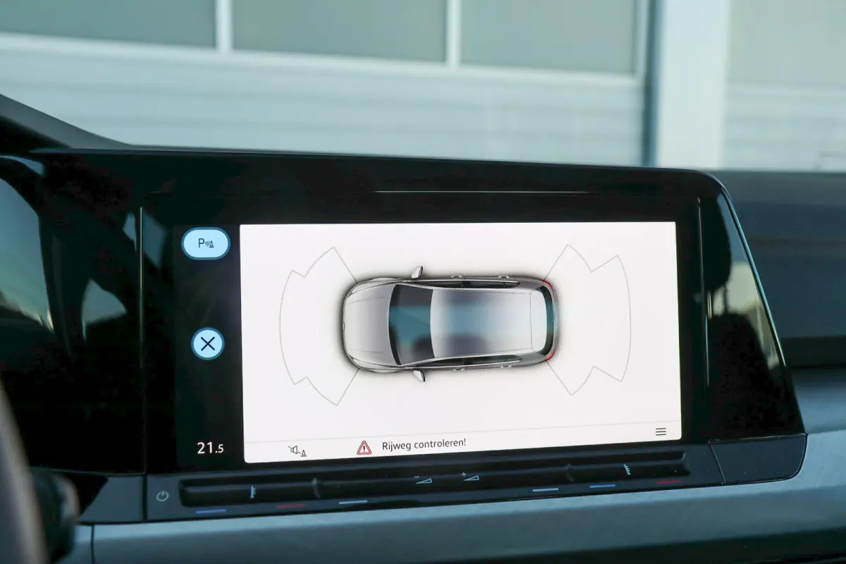1.0 eTSI 110pk DSG Life | Navigatie | App Connect | Parkeersensoren