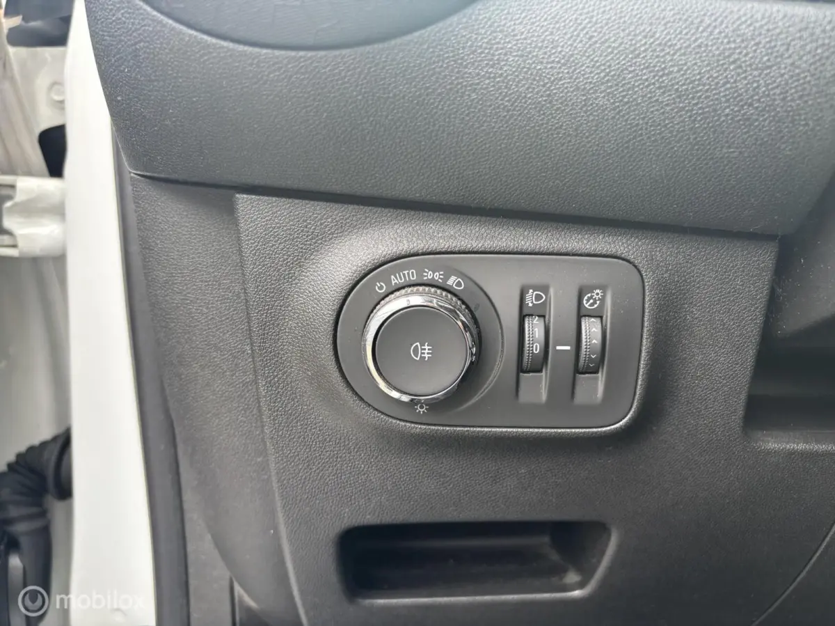 1.4 Carplay PDC Stuur/Stoelverwarming Airco Garant
