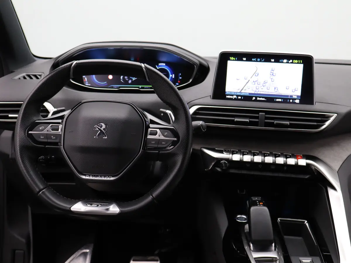 1.6 HYbrid4 300 GT Avantage | 4WD | Achteruitrijcamera | Dodehoekdetectie | Apple Carplay/Android Auto