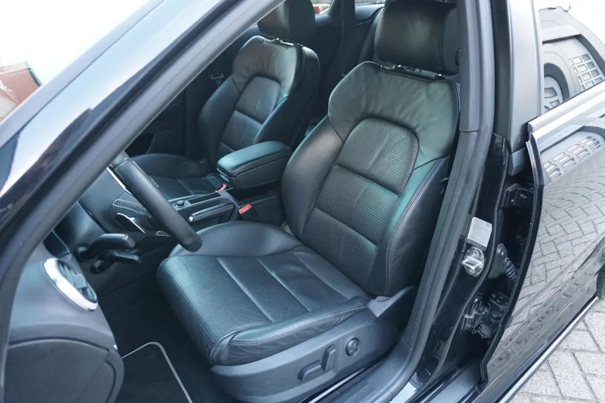 2.0 TFSI S3 quattro Ambition Pro Line + MILLTEK / MAGNETIC RIDE / ELEKTRISCHE STOELEN