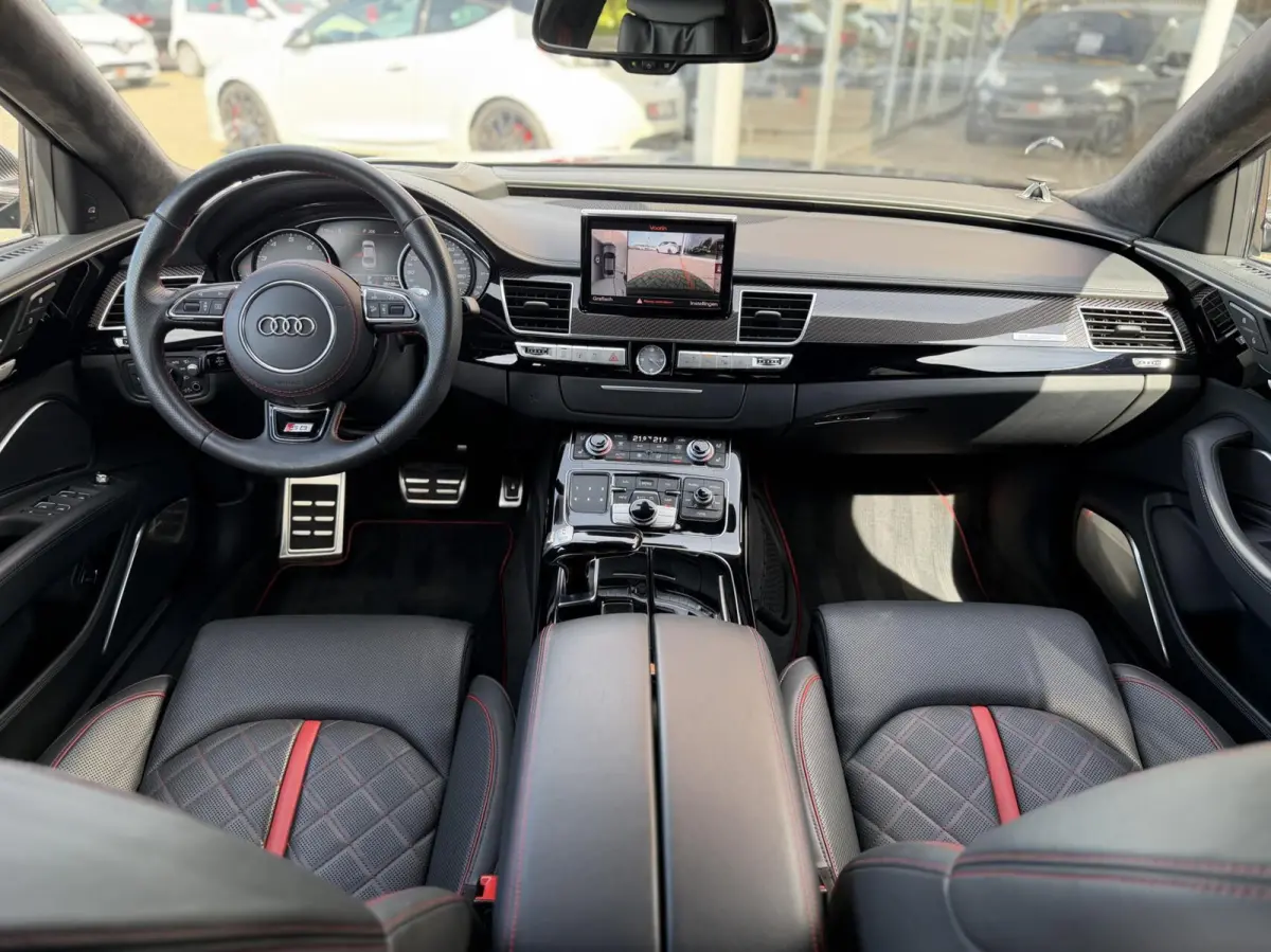4.0 TFSI S8 plus quattro|Keramisch|B&O|Nacht|Exclusi