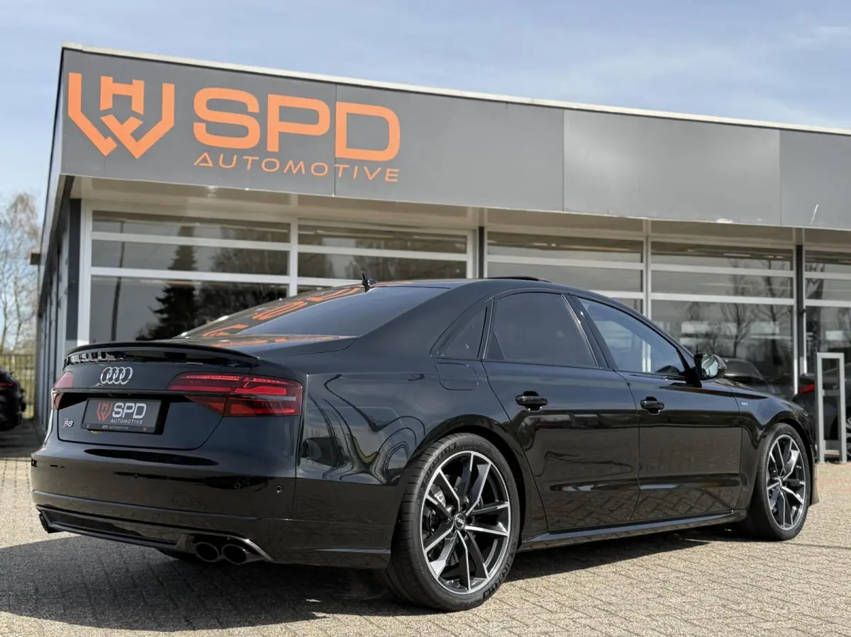 4.0 TFSI S8 plus quattro|Keramisch|B&O|Nacht|Exclusi