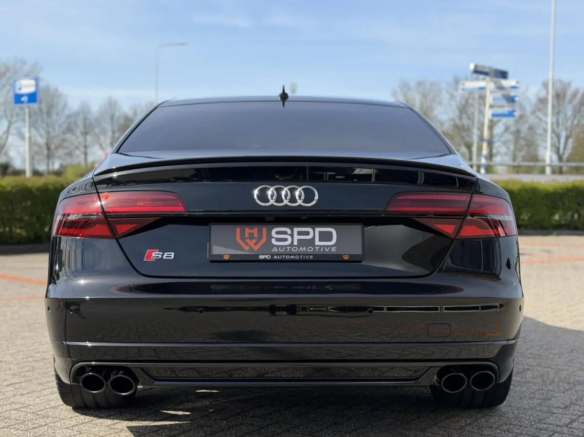 4.0 TFSI S8 plus quattro|Keramisch|B&O|Nacht|Exclusi