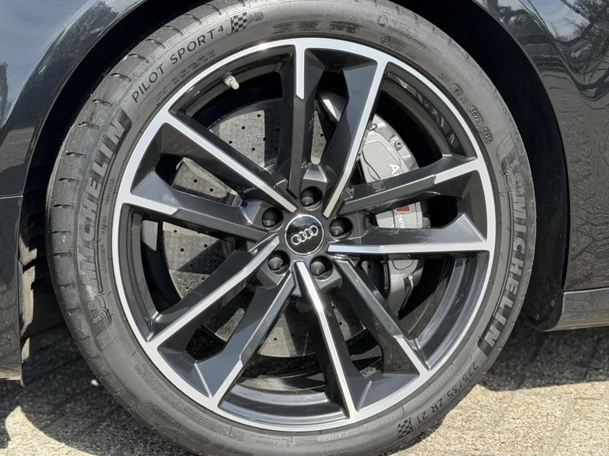 4.0 TFSI S8 plus quattro|Keramisch|B&O|Nacht|Exclusi