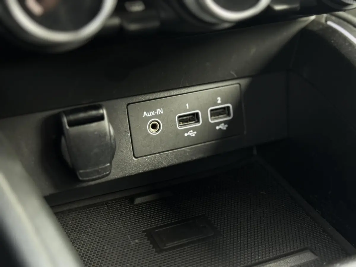 1.0 TCe Intens|Carplay|Cam|Climate|Keyless|LED