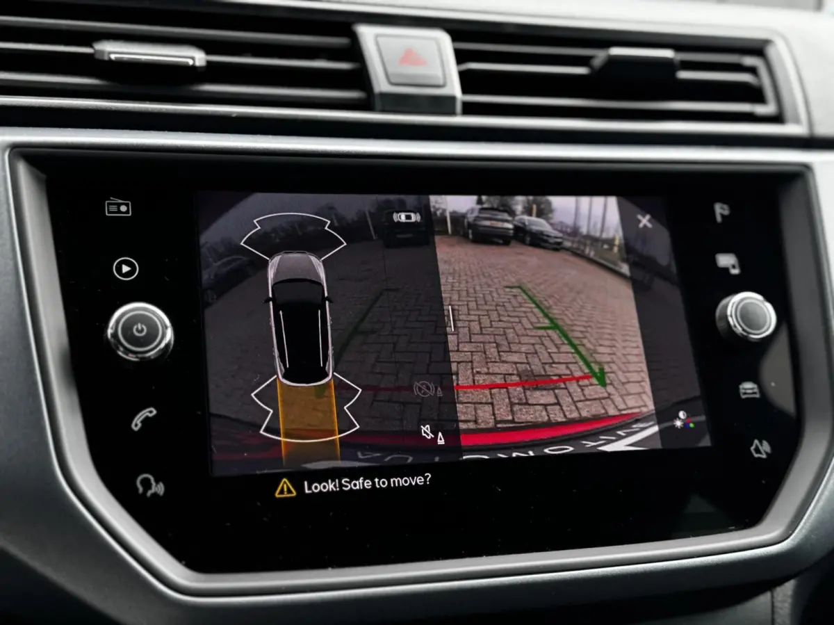 1.0TSI StyleBusiness Intense|ACC|Carplay|DSG|Cam