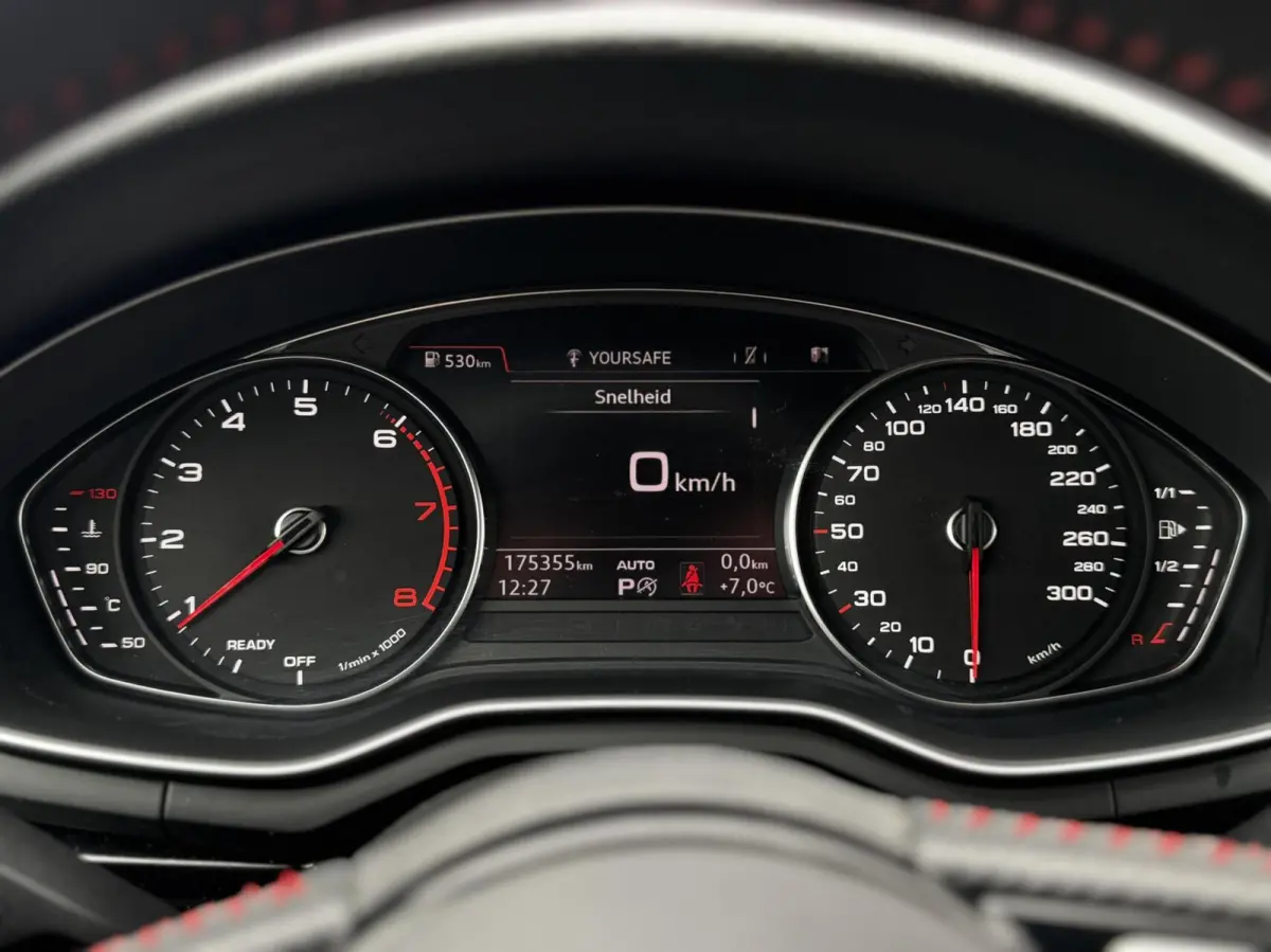 1.4TFSI Sport S line black edition|Carplay|18"
