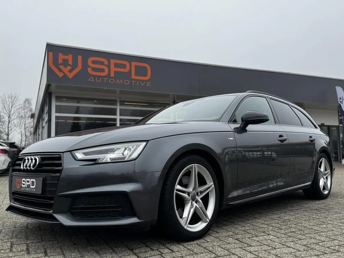 1.4TFSI Sport S line black edition|Carplay|18"