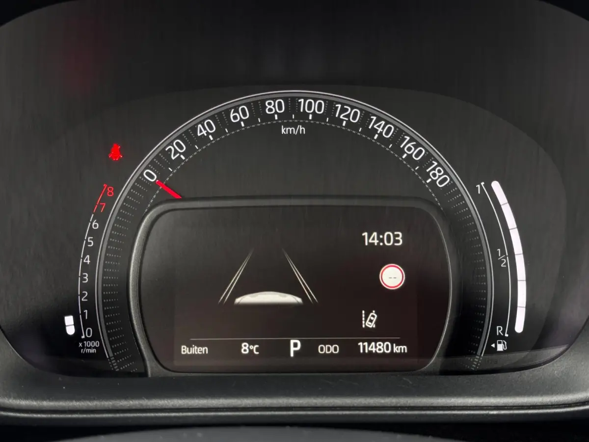 1.0 VVT-i S-CVT Pulse | Automaat | Camera | Carplay | Adaptive Cruise |