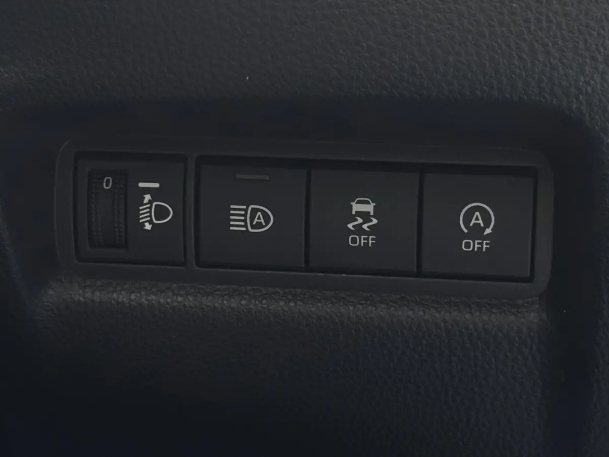 1.0 VVT-i S-CVT Pulse | Automaat | Camera | Carplay | Adaptive Cruise |