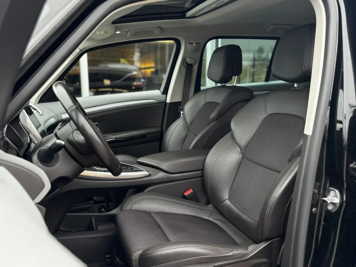 1.6 TCe Dynamique 7p|LED|Pano|Nav|Automaat|