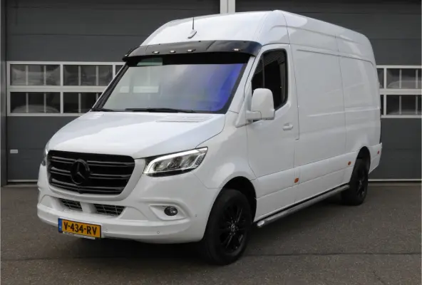 316 2.2 CDI L2H2 RWD AUT | LED | 360 CAMERA | 3.5t TREKHAAK | DISTRONIC