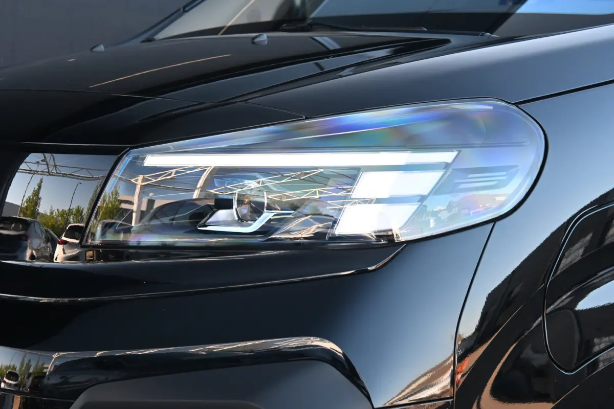 Electric L3 75 kWh STX DEMO-DEAL! 8 Jaar Garantie! | Vol-Leder | Betimmering | Full-LED | Achteruitrijcamera | Climate Control | !!