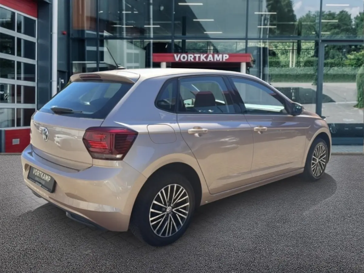 1.0 TSI COMFORTLINE ACC/AIRCO/NAVI/CARPLAY/DAB