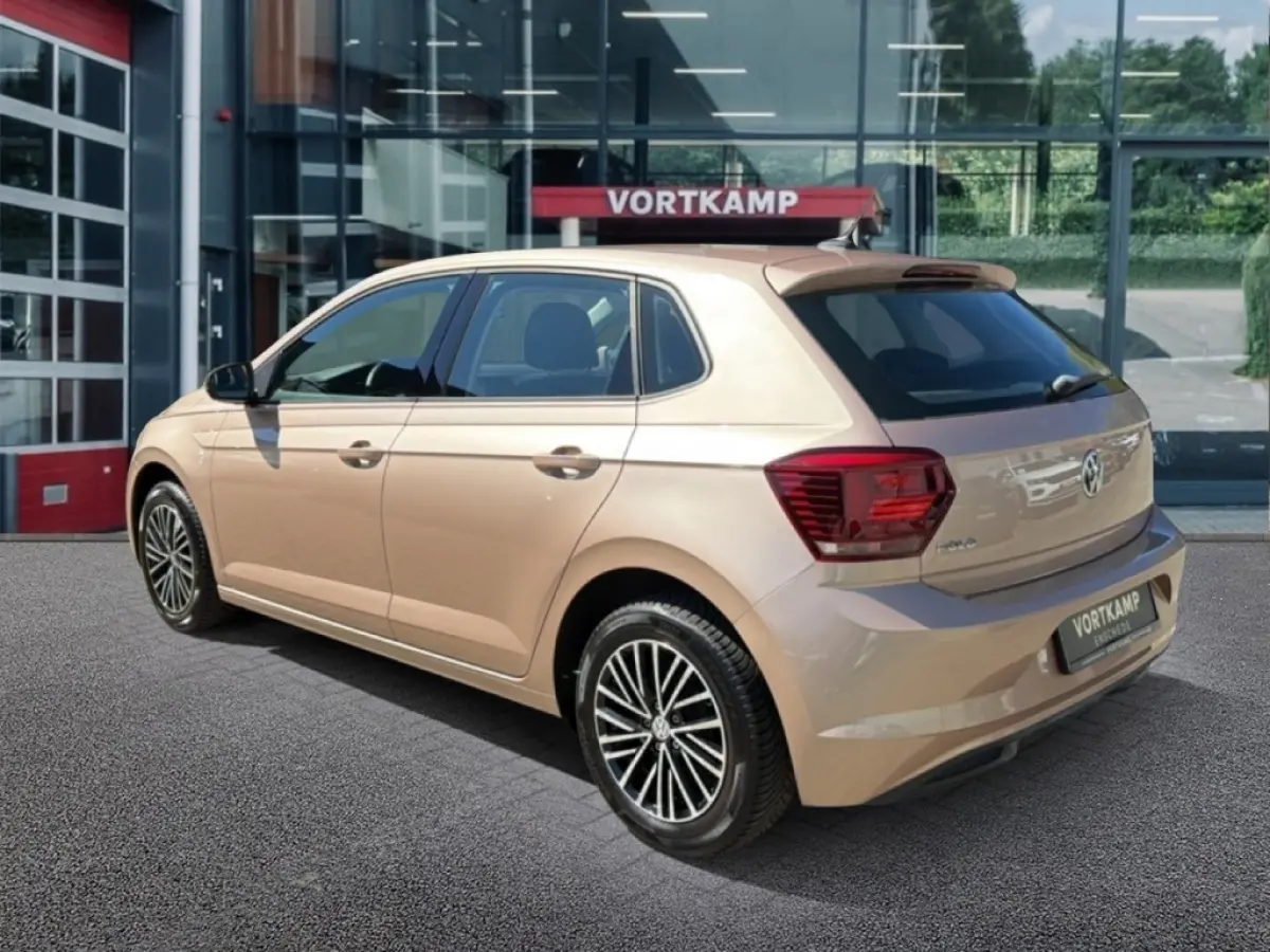 1.0 TSI COMFORTLINE ACC/AIRCO/NAVI/CARPLAY/DAB