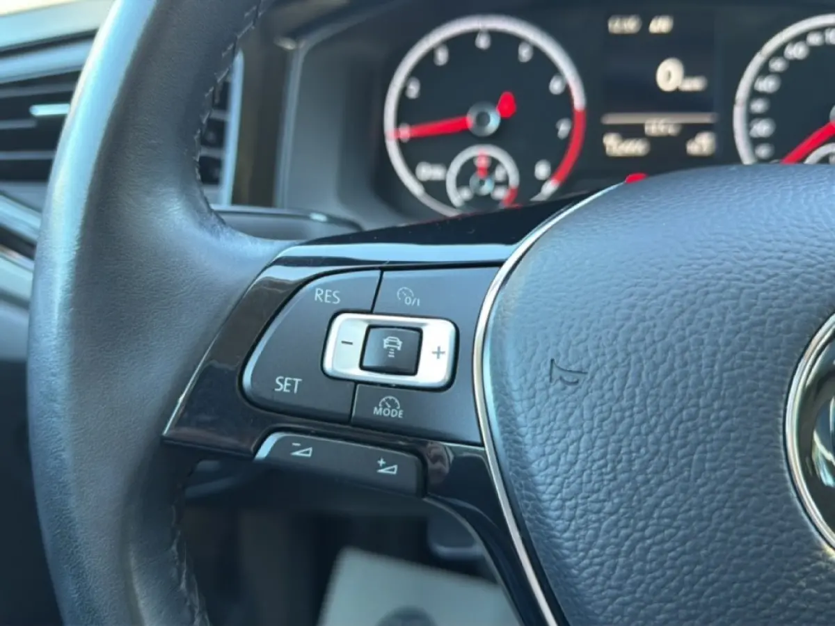 1.0 TSI COMFORTLINE ACC/AIRCO/NAVI/CARPLAY/DAB