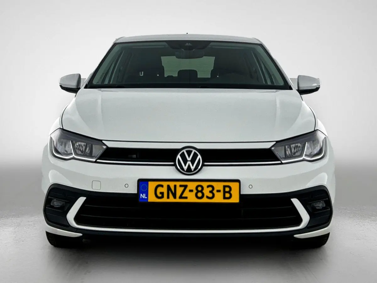 1.0 TSI Life Business | 95 PK | Stoelverwarming | Digital Cockpit | Climatronic (Automatische Airco) | Parkeersensoren |