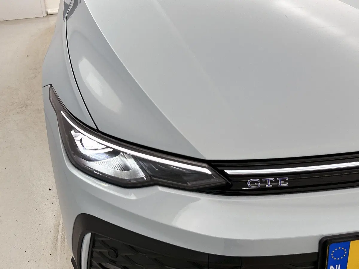 1.5 eHybrid GTE 272 PK | SoH 100% | Automaat | Black Style Pakket | 360* Camera (Helicopter) | Panorama Dak | Stoel en Stuurverwarming