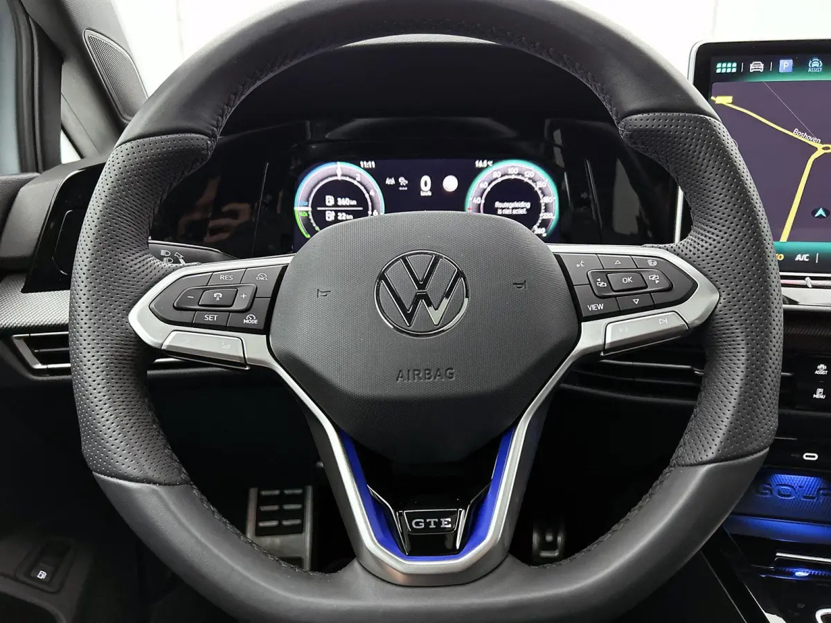 1.5 eHybrid GTE 272 PK | SoH 100% | Automaat | Black Style Pakket | 360* Camera (Helicopter) | Panorama Dak | Stoel en Stuurverwarming
