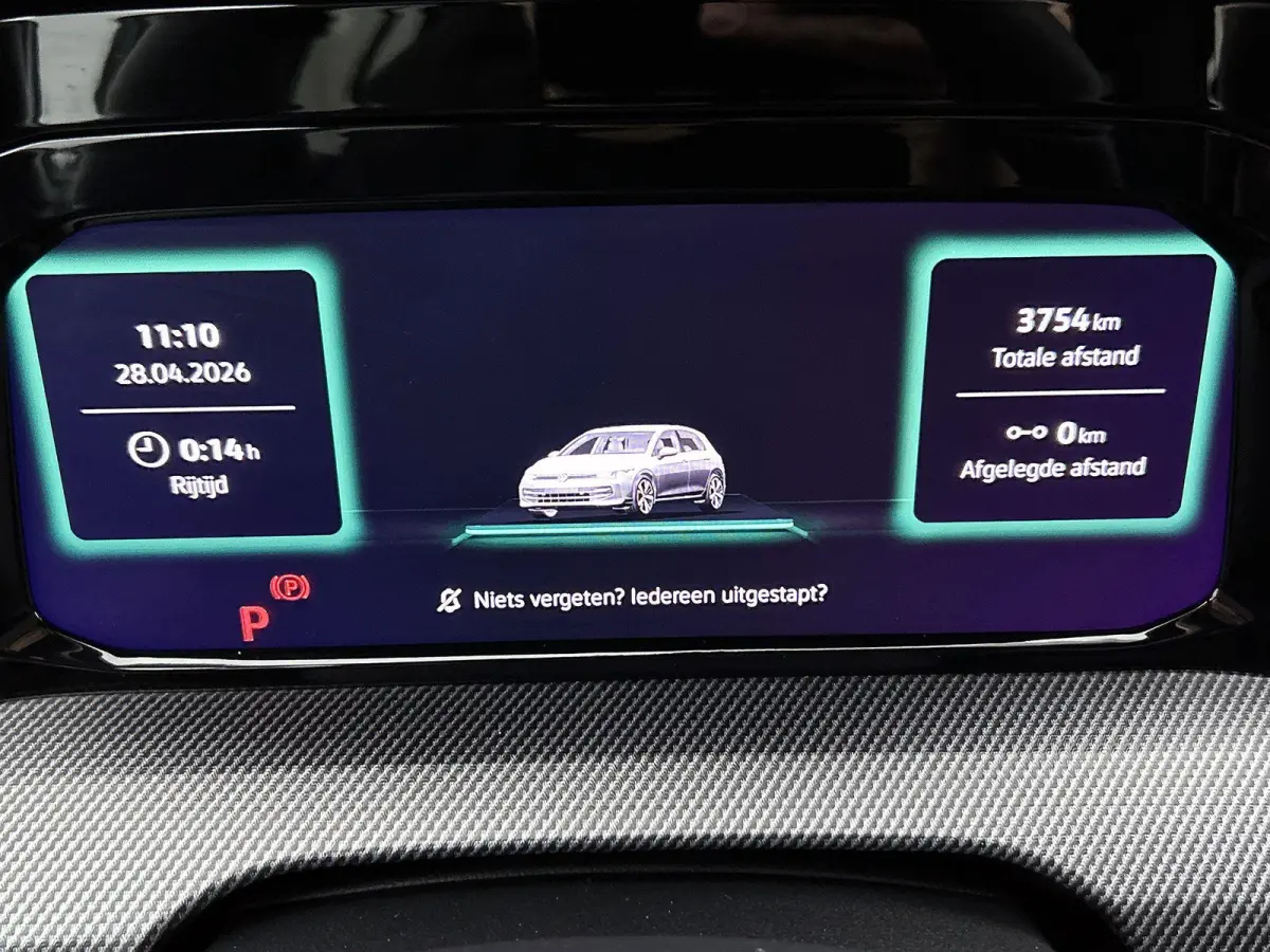1.5 eHybrid GTE 272 PK | SoH 100% | Automaat | Black Style Pakket | 360* Camera (Helicopter) | Panorama Dak | Stoel en Stuurverwarming