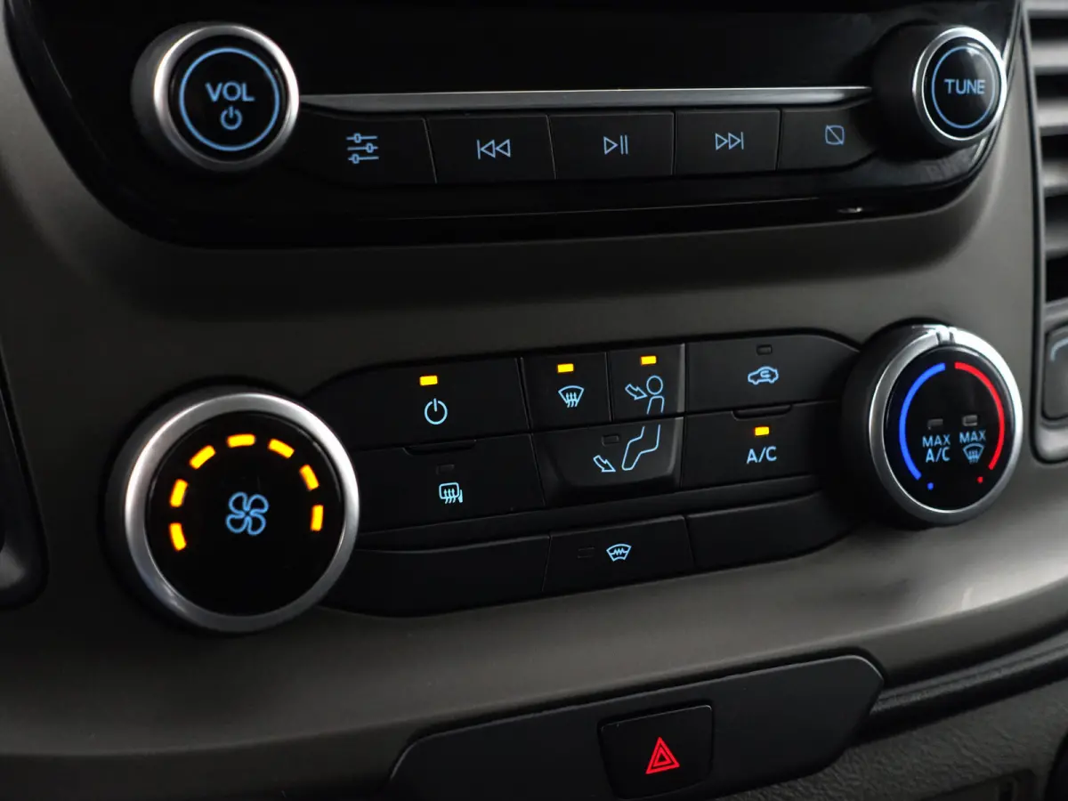 340 2.0 TDCI Euro 6 L2 Limited- 2x Schuifdeur, 3 Pers, Xenon Led, Carplay, Dynamic Select, Imperiaal, Lane Assist