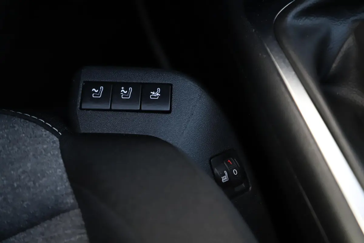 1.5 BlueHDI Business 7p 7 Persoons Navigatie Achteruitrijcamera Clima Cruise Getint Glas Carplay Android