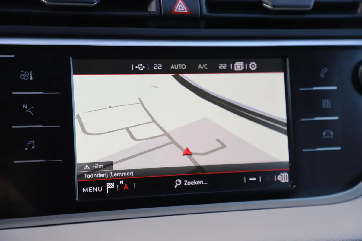 1.5 BlueHDI Business 7p 7 Persoons Navigatie Achteruitrijcamera Clima Cruise Getint Glas Carplay Android