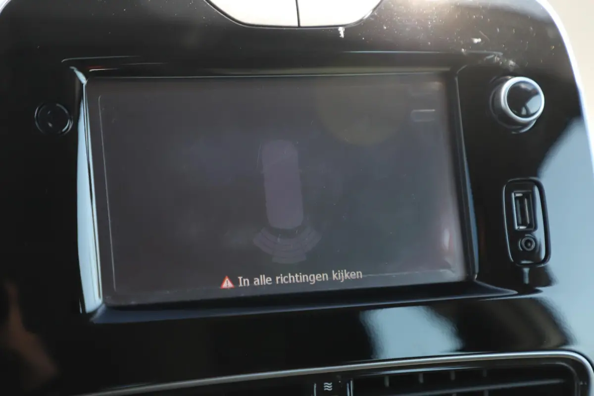 1.5 dCi Ecoleader Zen Navigatie Airco Cruise Bluetooth Parkeersensor