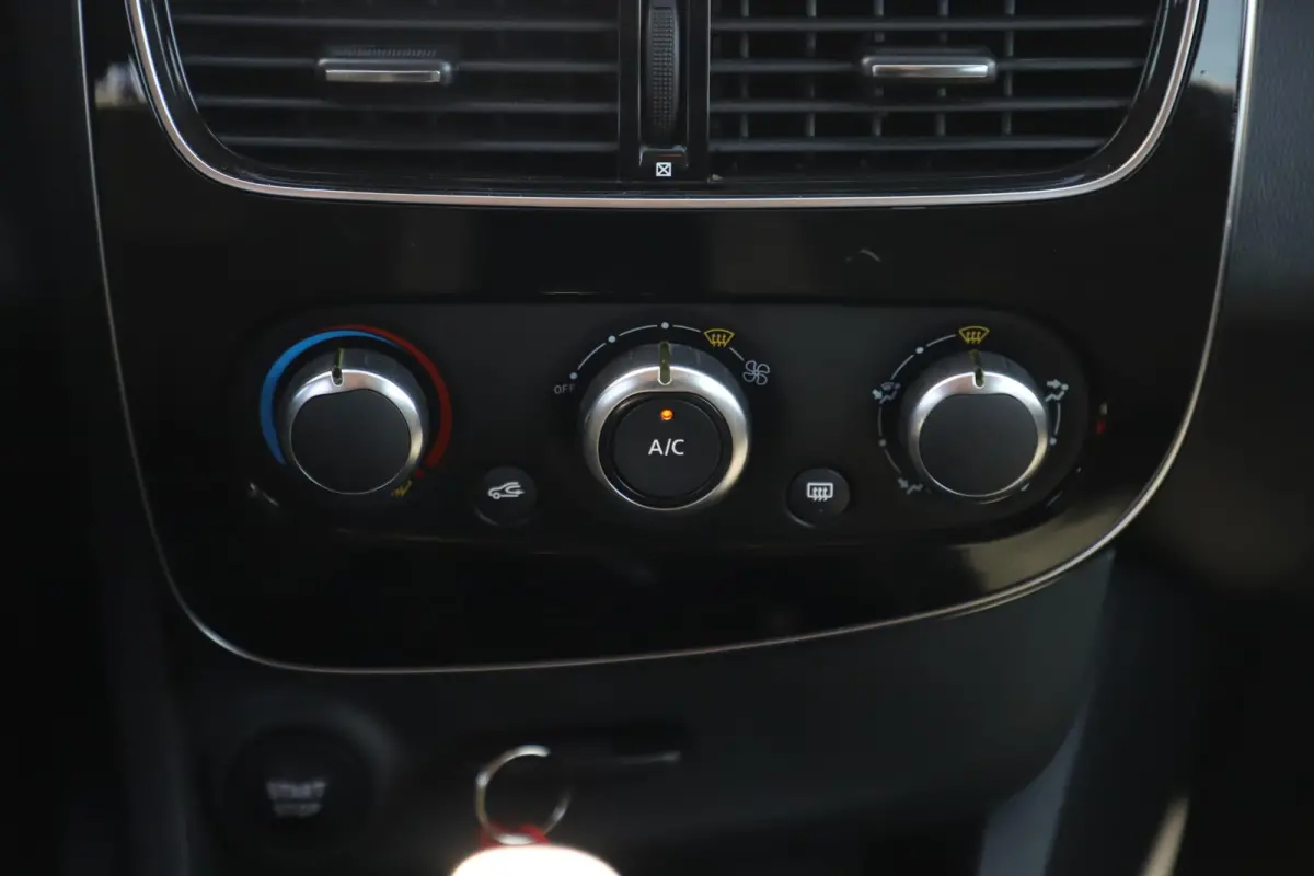 1.5 dCi Ecoleader Zen Navigatie Airco Cruise Bluetooth Parkeersensor