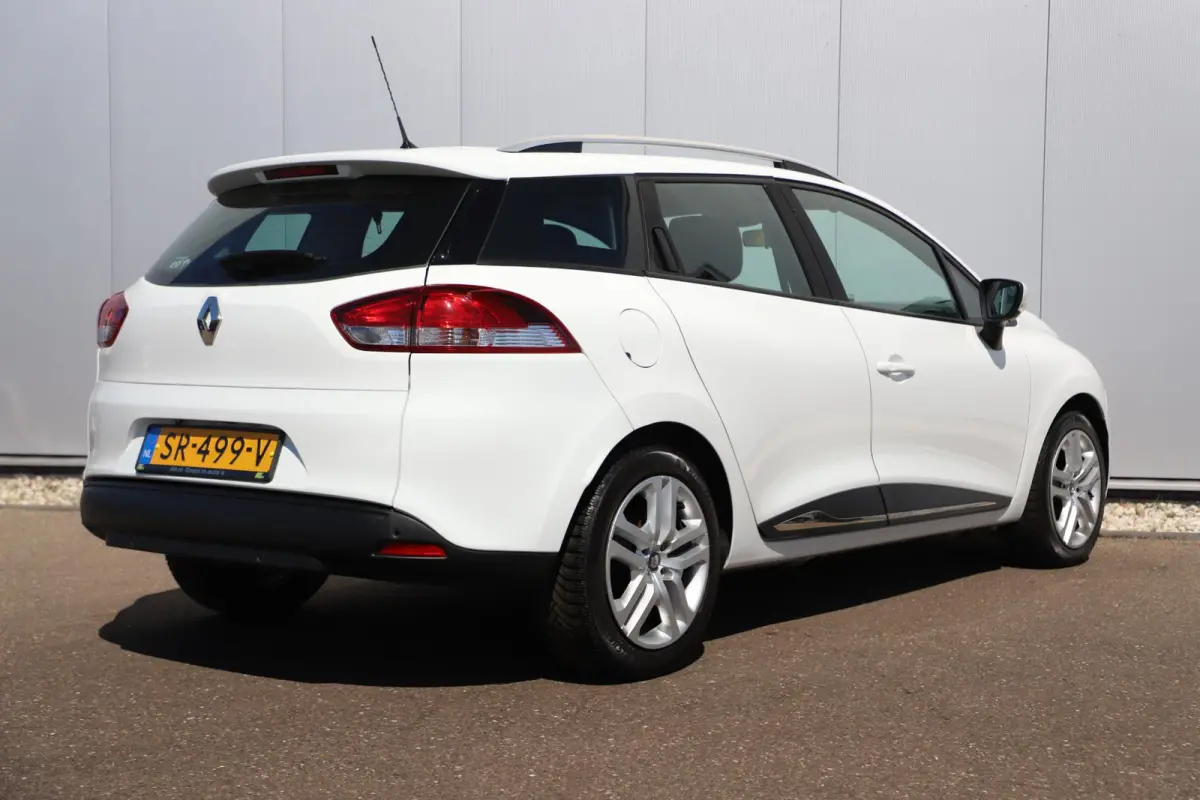 1.5 dCi Ecoleader Zen Navigatie Airco Cruise Bluetooth Parkeersensor