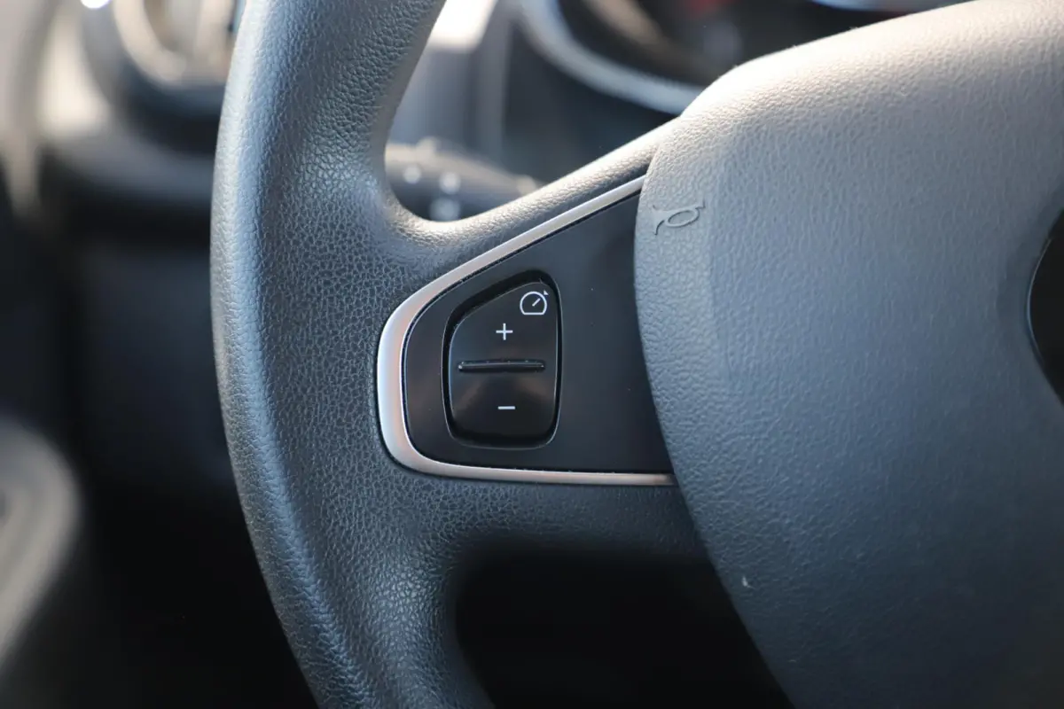 1.5 dCi Ecoleader Zen Navigatie Airco Cruise Bluetooth Parkeersensor