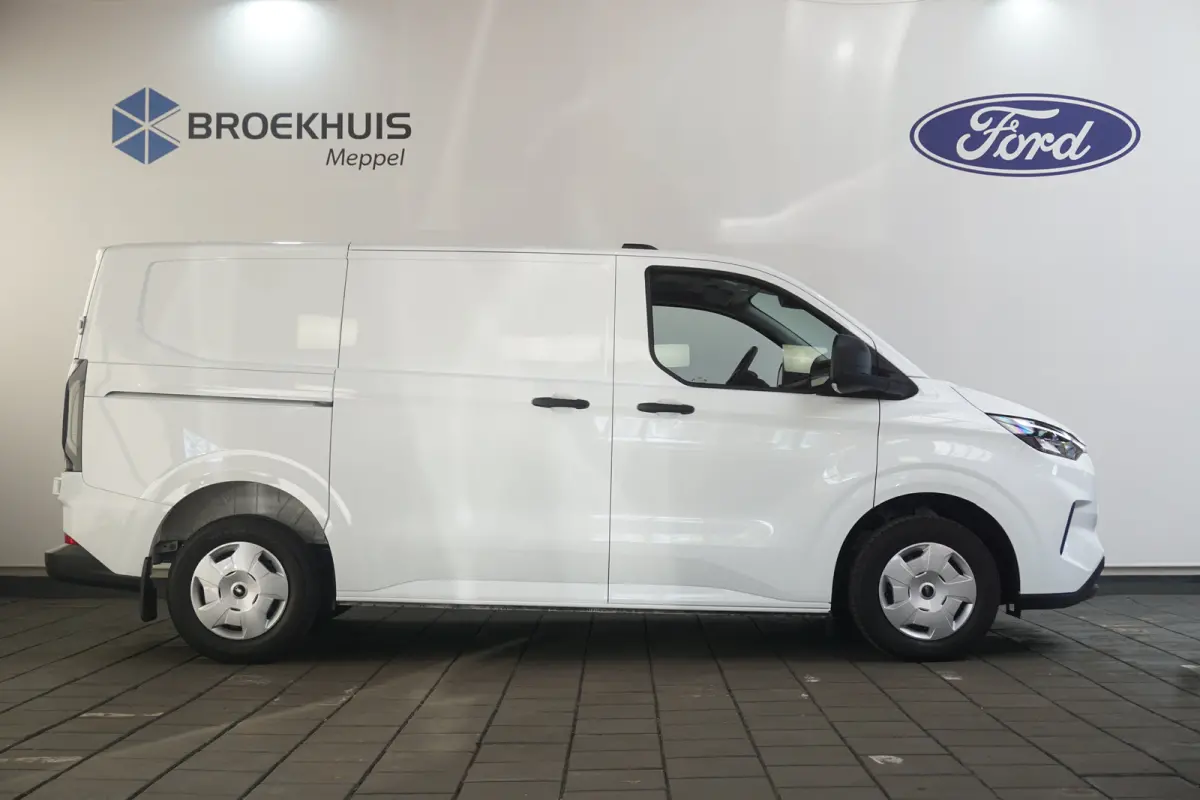 280 2.0 TDCI L1H1 Trend | 2 zitplaatsen rechtsvoor | Achteruitrijcamera | Airco (automatisch)