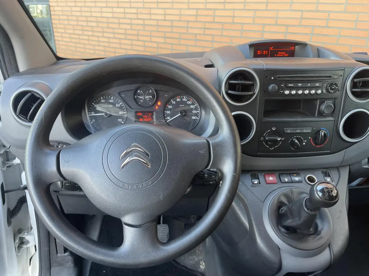 bestel 1.6 BlueHDI 100 Club Economy S&S
