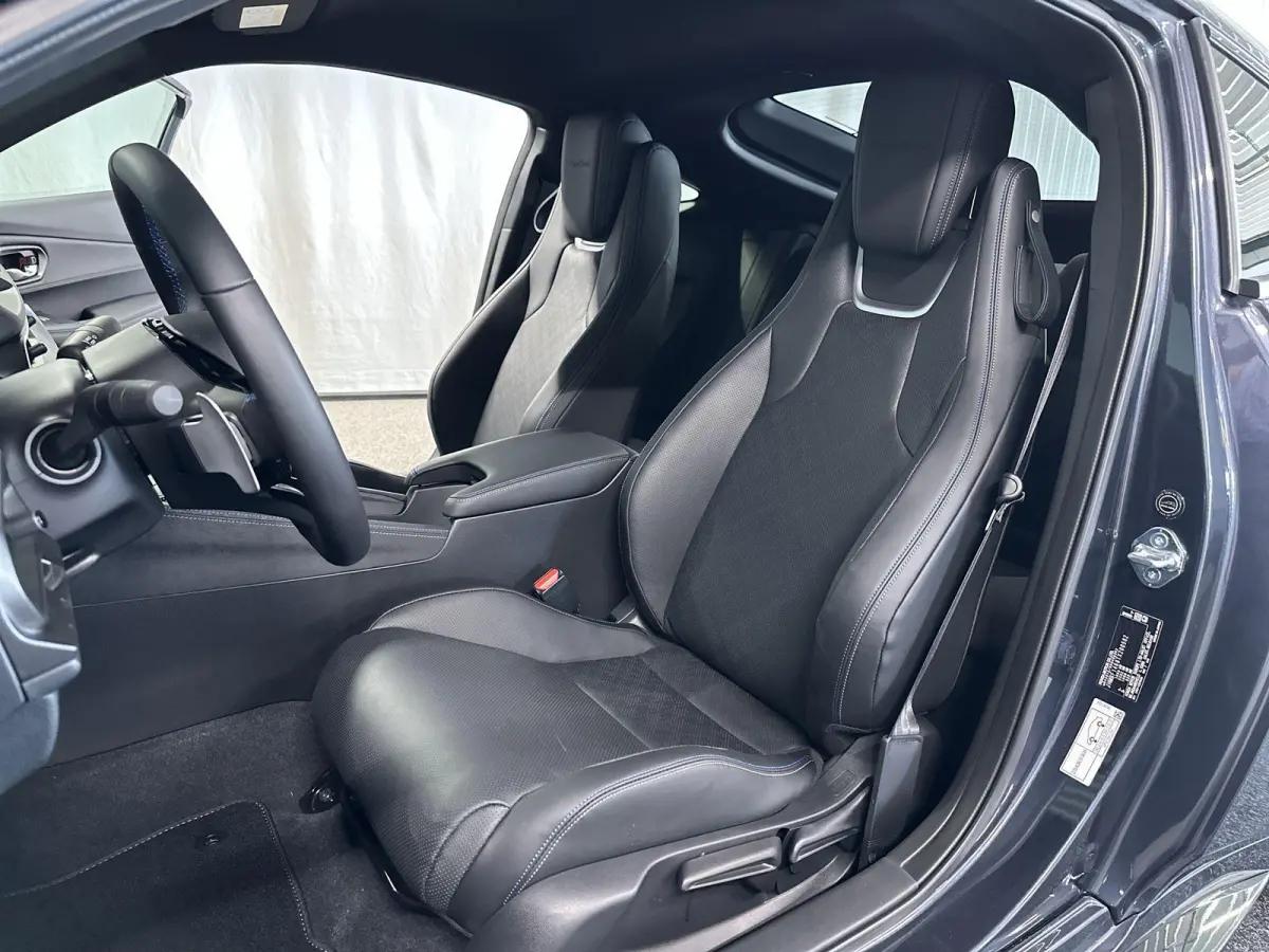 2.0 Advance Automaat | Direct rijden